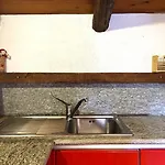 Hostdomus - La Casa Dello Gnomo Апартаменты Чезана-Торинезе