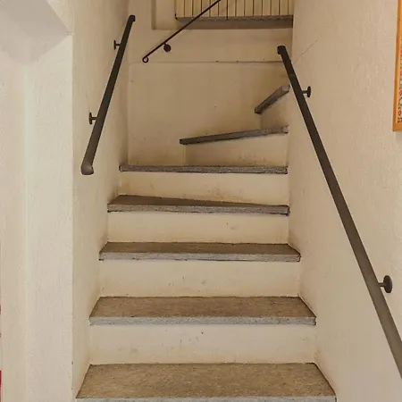 Apartament Hostdomus - La Casa Dello Gnomo Cesana Torinese