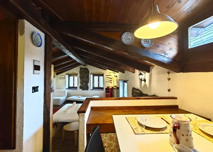 Apartment Hostdomus - La Casa Dello Gnomo *